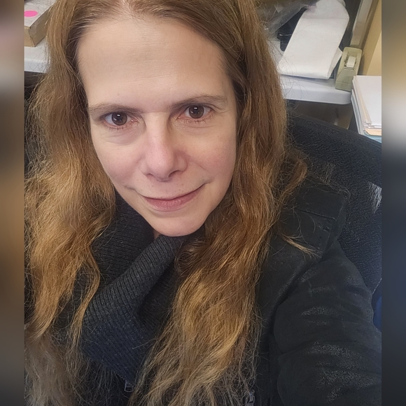 Meet your Posher, Missy - Picture 1 of 1